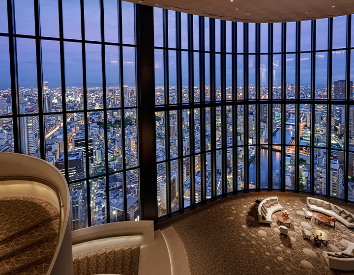 Panoramic view from 200 meters above the ground – Conrad Osaka
