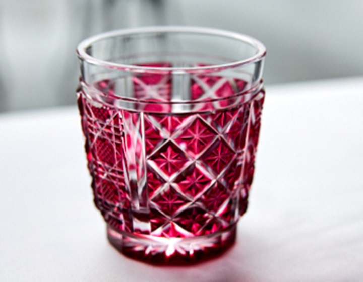 Glass artisan relaying the beauty and tradition of Satsuma Kiriko – Shoho
