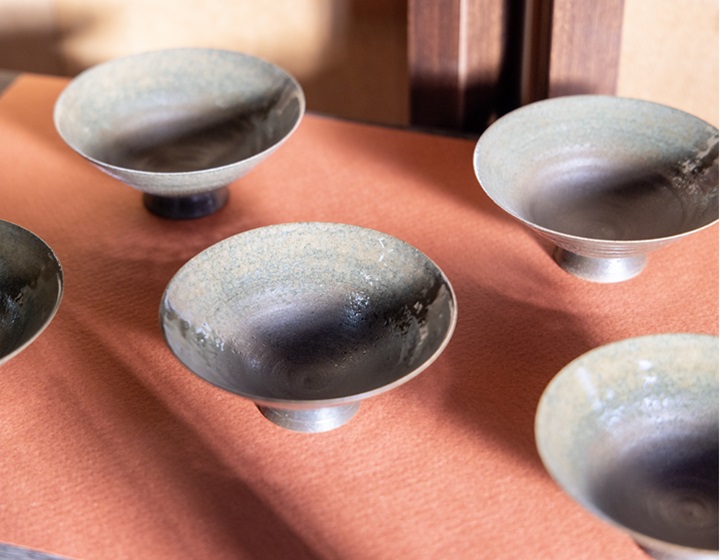 The ultimate drinking cup. Echizen ware potter Tatsuhito Iwama continues to challenge the perfection of the “Echizen Usukuchi Sake Cup.