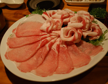 本島 島豚七輪焼　「満味」